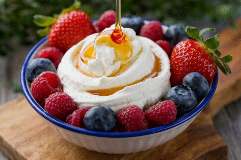 Whipped Cottage Cheese with Honey & Berries Bowl: The 60-Second Power Breakfast You’ll Actually Crave