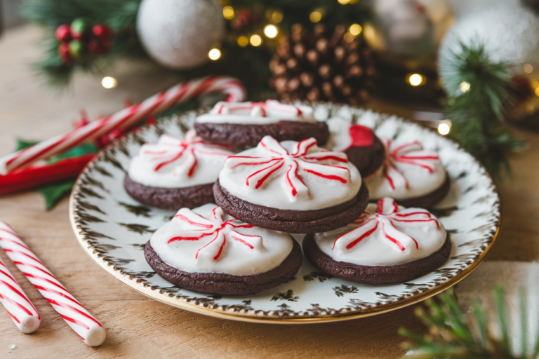 Easy Peppermint Chocolate Chip Christmas Cookies
