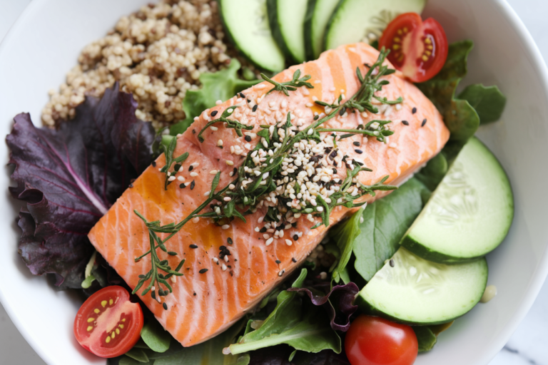 Unlock the Secret to Flavor Explosion with These Paleo Garlic Herb Salmon Bowls